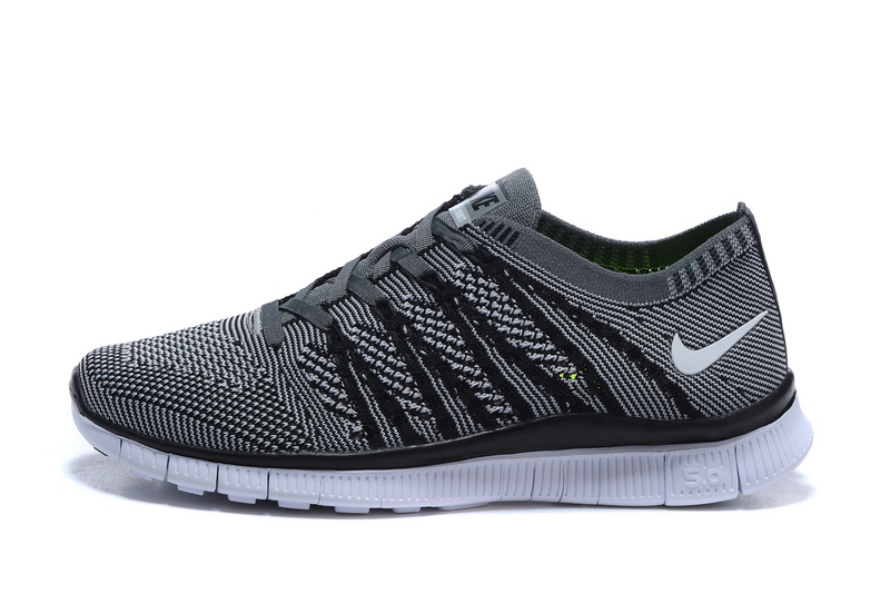 Nike Free Flyknit NSW [R. 03]